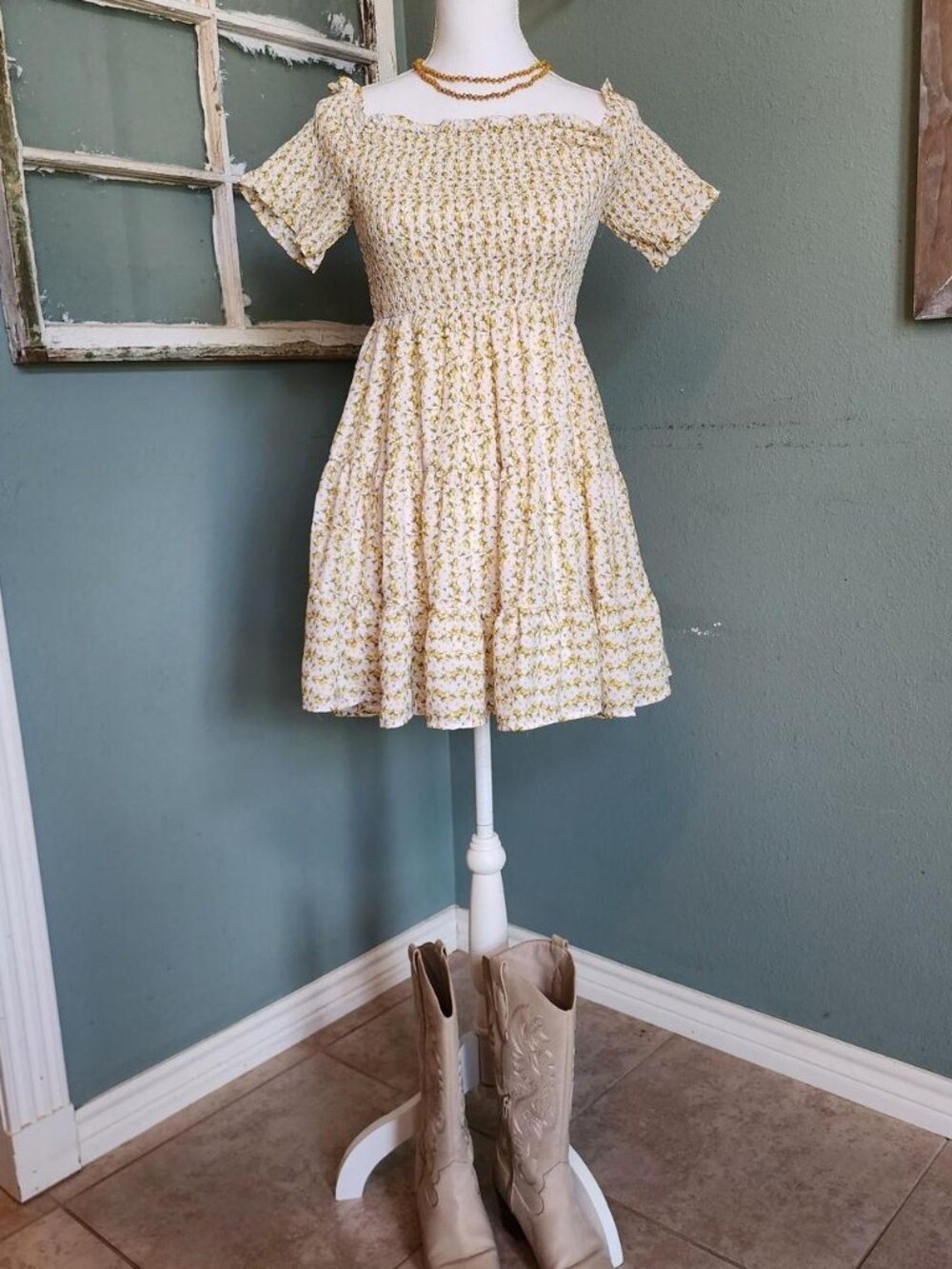 Francesca's Women's Yellow and White Lemon Summer-dresses